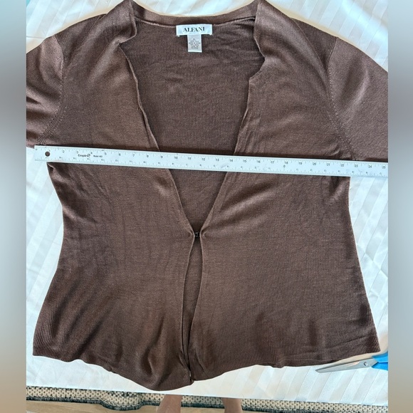 Alfani Chocolate 💯 % Silk Open Front Sweater - Picture 11 of 12